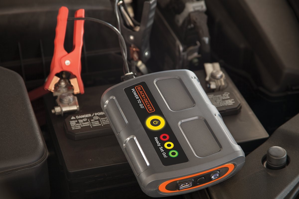 BLACK+DECKER P2G7B Power To Go Lithium Ion Portable Power and Vehicle