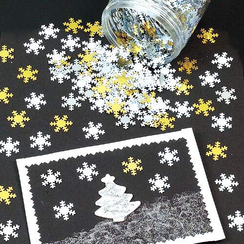 Baker Ross Foil Snowflakes for Kids Arts and Crafts — Ideal for Crafting In Classrooms, Schools, and Preschools (50G)