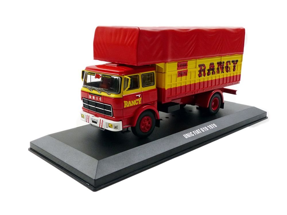 Ixo – tru023 – FahrzDHg Miniature – UNIC 220 – Circus Rrancy 1979 – Scale 1/43, Red/Yellow