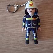 llavero playmobil bombero