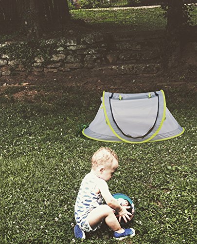 WayfinderTravelTot, Baby Travel Tent Portable Baby Travel Bed Indoor & Outdoor Travel Crib Baby Beach Tent UPF 50+ UV Protection w/Mosquito Net and 2 Pegs (Grey)