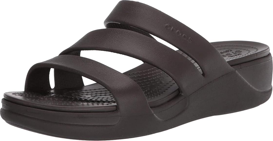 crocs model sandals
