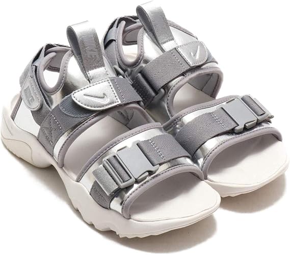 Amazon ナイキ Nike キャニオン W Canyon メタリックシルバー パーティクルグレー Cw6211 001 ナイキジャパン正規品 22 5cm ランニング