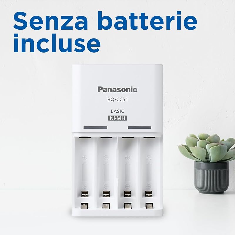 caricabatterie Basic per 2 o 4 batterie AA/AAA Ni-MH, Nuove funzioni di sicurezza comprese 4 batterie eneloop AAA/Micro con capacità aggiornata, con 6 funzioni di sicurezza