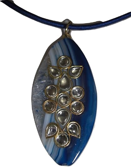 Goethnic Bettuberwurf Handgefertigt Gross Halskette Mit Edelstein Anhanger Blau Weiss Goldfarben Metall Arbeiten Und Arbeiten Amazon De Schmuck