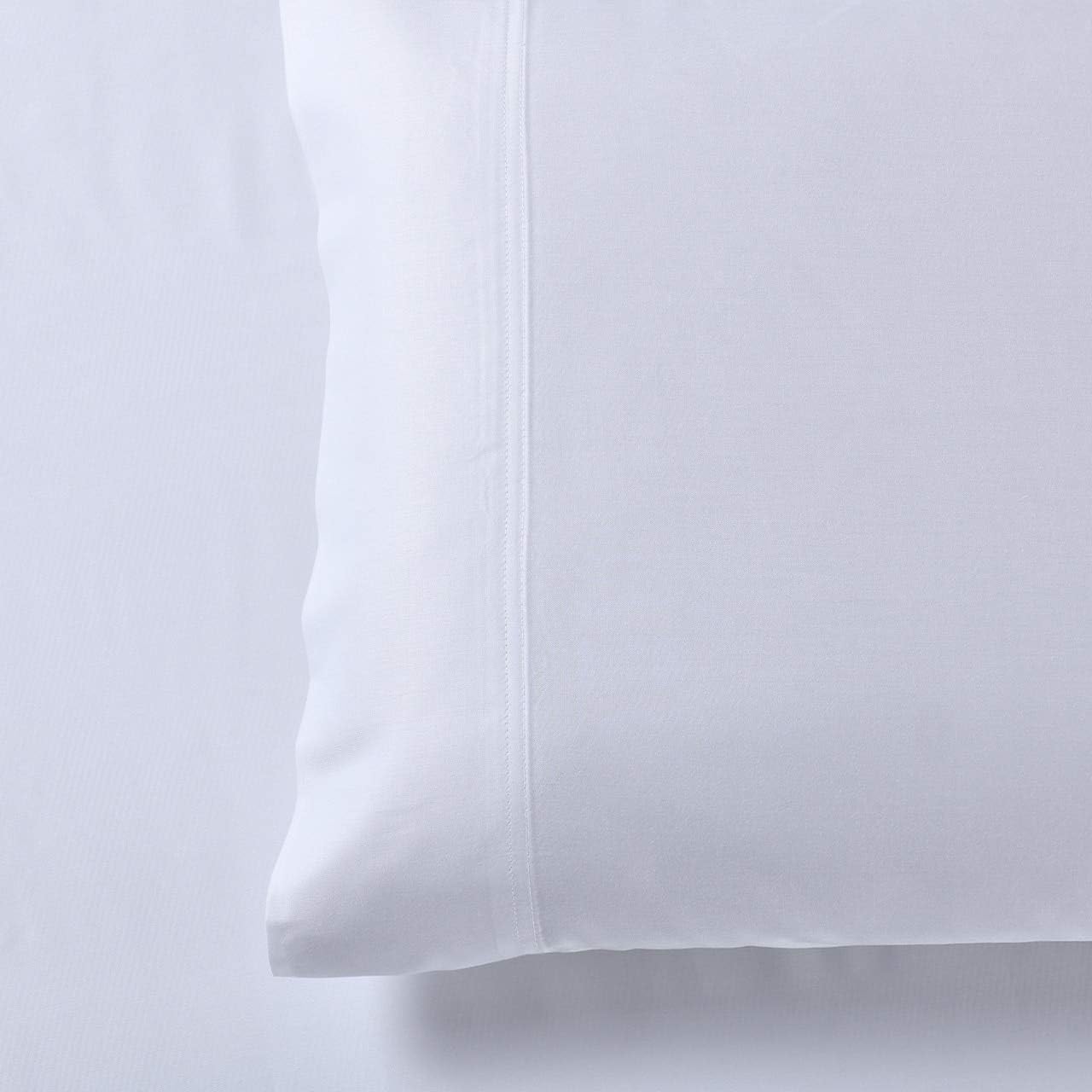 Royal Tradition 100 Percent Bamboo Pillowcases, Set of 2 Standard/Queen, Solid White, Super Soft and Cool Bamboo Viscose Pillow Case Set