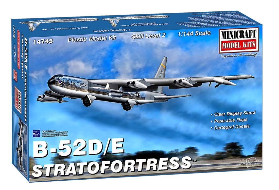 Minicraft Models 014745 1/144 B52D/E Stratofortress Model Kit