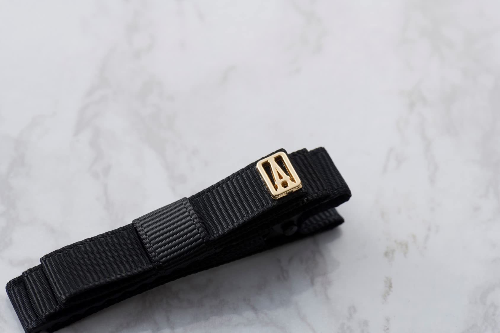 【美人百花 2022年3月号 雑誌付録】アレクサンドル ドゥ パリ 跡がつきにくいリボンクリップ ミニ巾着付き