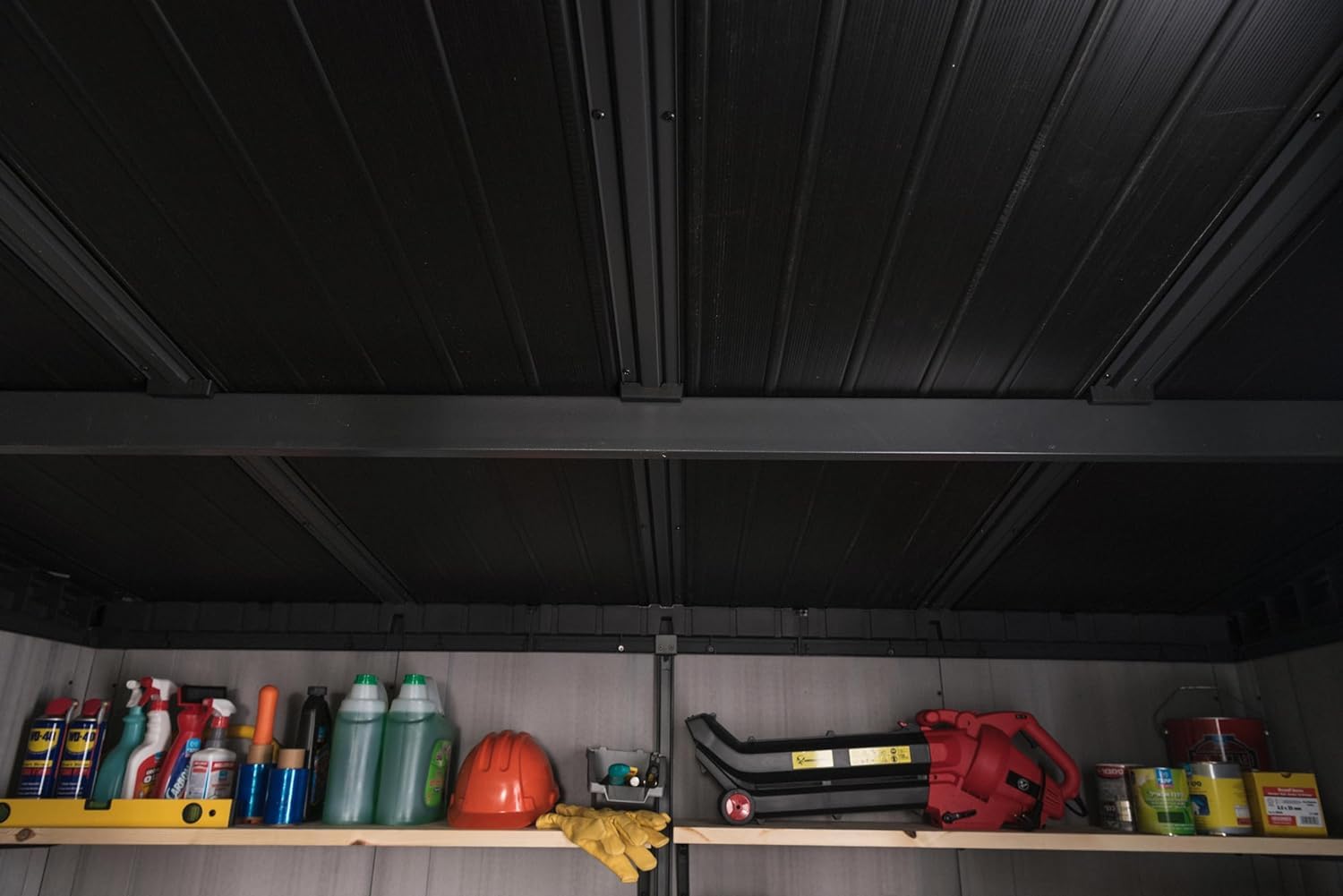 Keter Artisan 7x7 Gerätehaus – Wetterfestes Gartenhaus mit Boden, Pultdach, Doppeltüren & Fenster, Ideal für Outdoor-Aufbewahrung, 214x218x226cm, 8,3 m³, grau 7