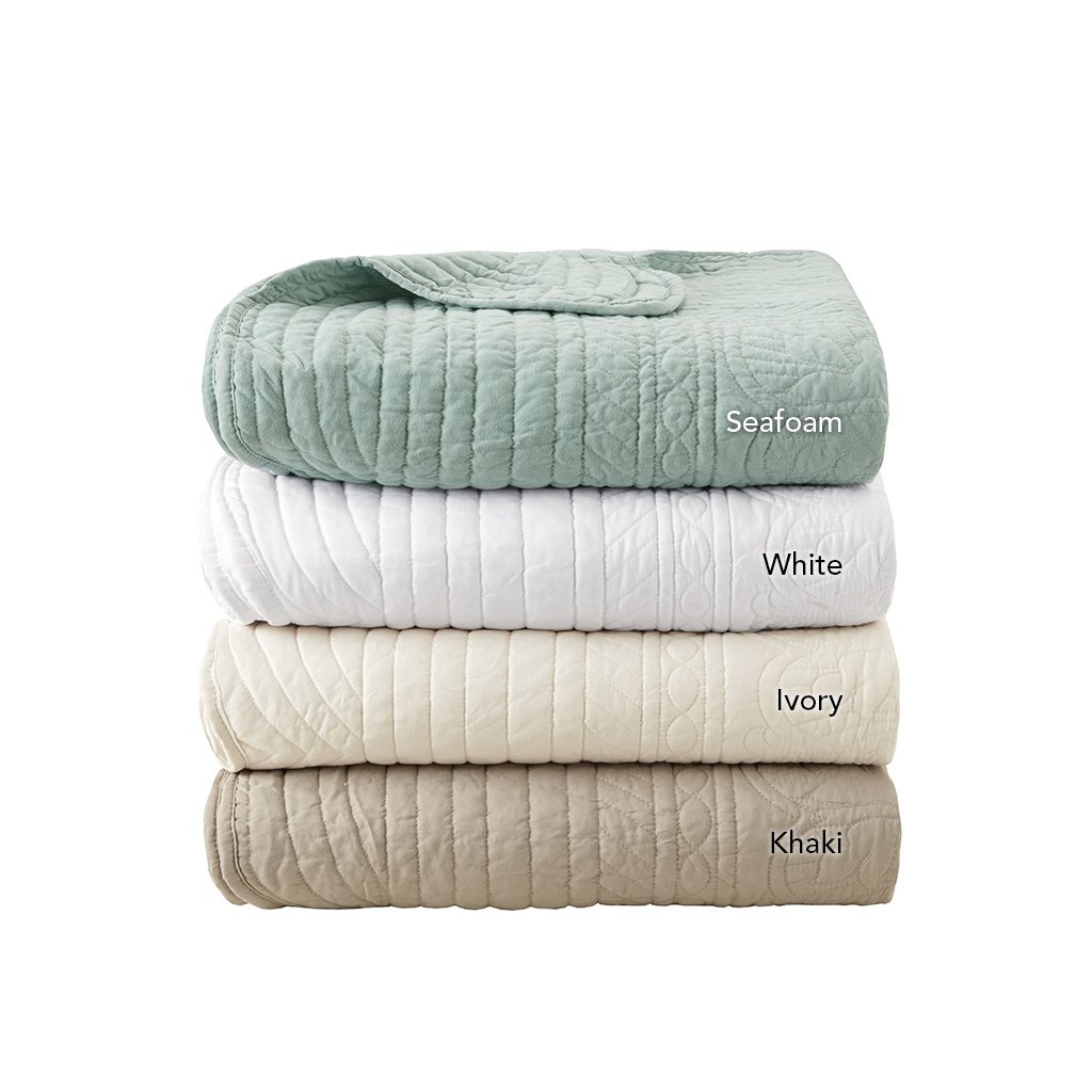 Madison Park Tuscany Luxury Oversized Quilted Throw with Scalloped