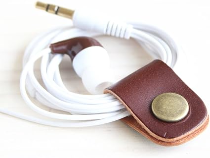 Amazon Co Jp Blanccouture ブラン クチュール スマホ Iphone Ipod コード 収納 手作り 本革 イヤホン コードホルダー クリップ チョコレート 家電 カメラ