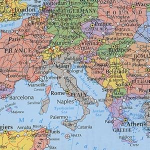 World Super Map Pacific Centered: HEMAP.6.38.S (English, French, German and Spanish Edition)