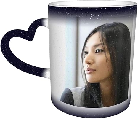Amazon Co Jp マグカップ 変色カップ 芦名星 コーヒーカップ オフィスのティーカップ セラミック 陶器 330m柄 熱に強い 耐熱 マグカップ コーヒー グッズ 陶器 魔法の色を変えるカップ 温感変色 軽量 水筒 男性 女性ディック 寮 レストラン用 使い勝 手良い 水筒