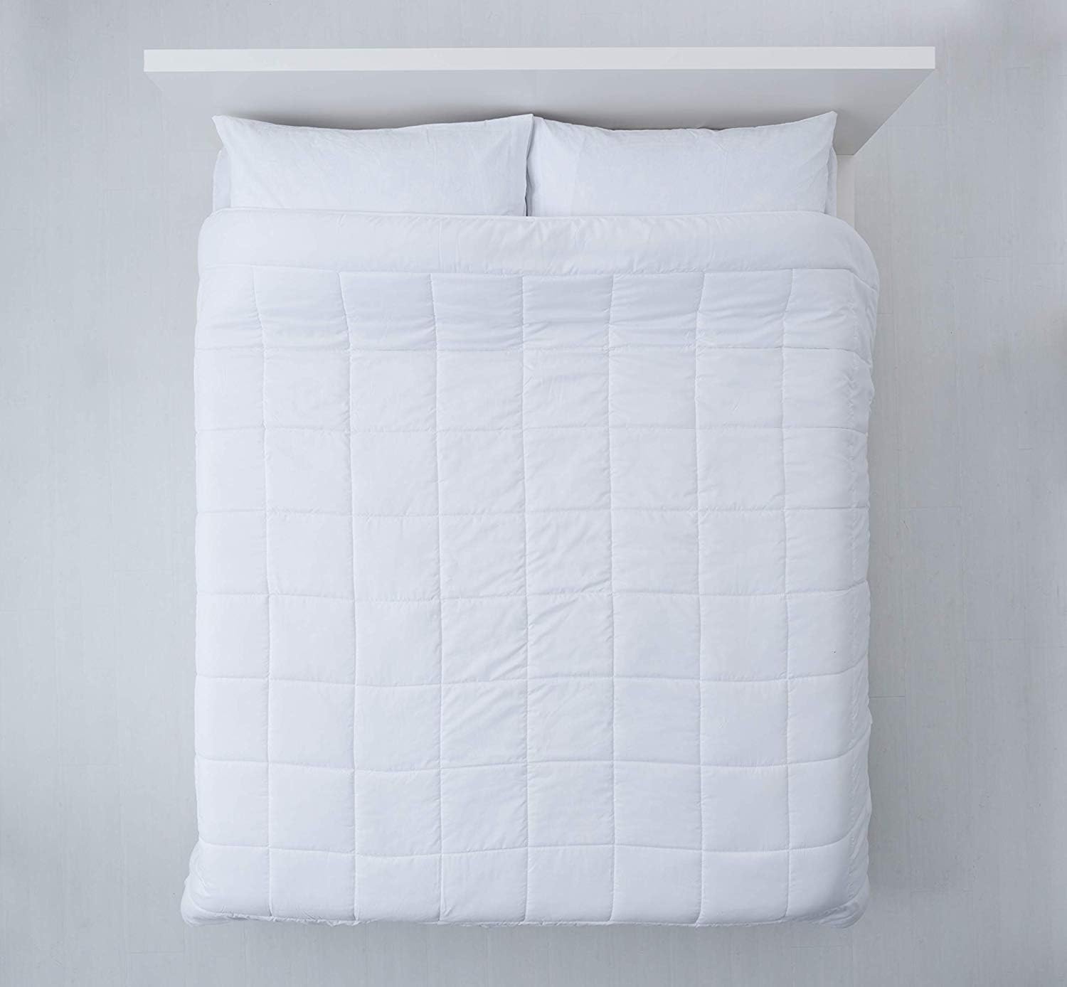 All Season Polyester Hotel Blanket – Fluffy King Size Blankets, Baffled, Machine Washable, White