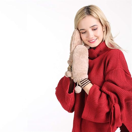 Peluche Colgante Pelota Colgando Cuello Incluso Damas Guantes ...