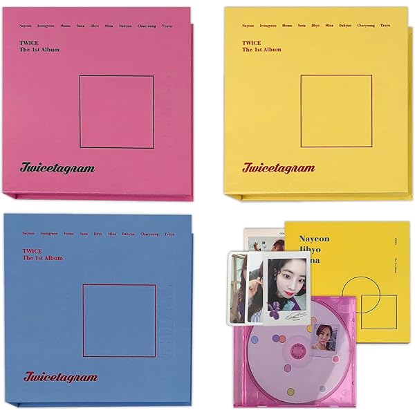 Amazon.com: TWICE [TWICETAGRAM] 1st Album Random Ver CD+Book+