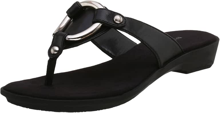 Amazon.com | NINE WEST Women's Siasan Sandal, Black, 9 M US | Flip-Flops