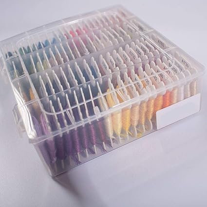 Amazon Co Jp 糸巻き 刺繍糸 巻き取り 糸収納 ケース付き 刺繍糸 セット 刺しゅう糸 色番号 4m 40色 80色 1色 高質量 多色 おしゃれ 鮮やかな 綿 糸 立体刺繍 クロスステッチ 刺繍 手芸 手作り 初心者 キット 4m 80色 ホーム キッチン