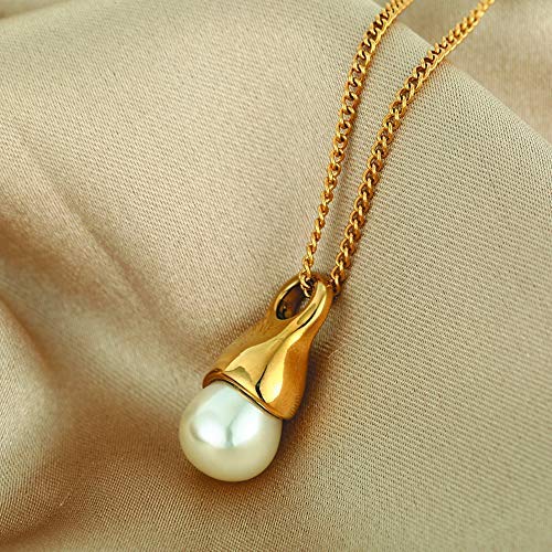 Jewel Valley 18k Gold Plated Teddy Bear Pendant Necklaces for Women with Body-Rotating Design Cute Animal Jewelry Gifts with 16\'\' and a 2\'\' Extension Chain (Pearl Necklace)