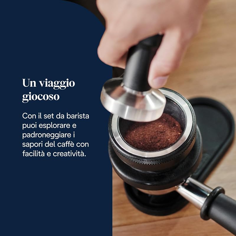 LA SPECIALISTA ARTE EC9155.W Macchina da caffè Manuale, 3 Ricette Preimpostate, Controllo Attivo della Temperatura, 8 Livelli di Macinazione, Lancia MyLatte Art, incluso KIT BARISTA, Bianco