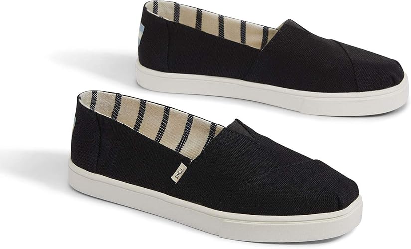 womens toms