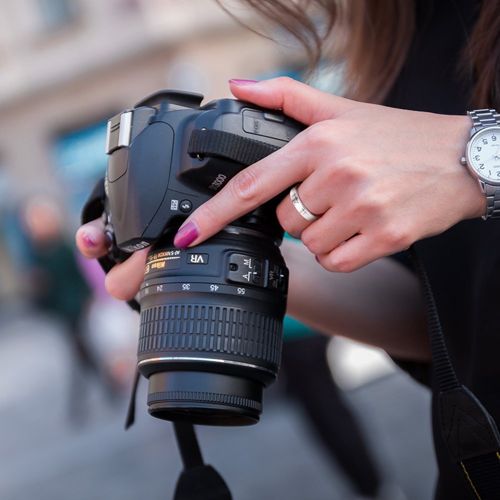 GAGAFEEL 4mm Men Women Wedding Ring Heartbeat Titanium High Polished Promise Band Rings Edge Comfort Fit (4mm, 7)