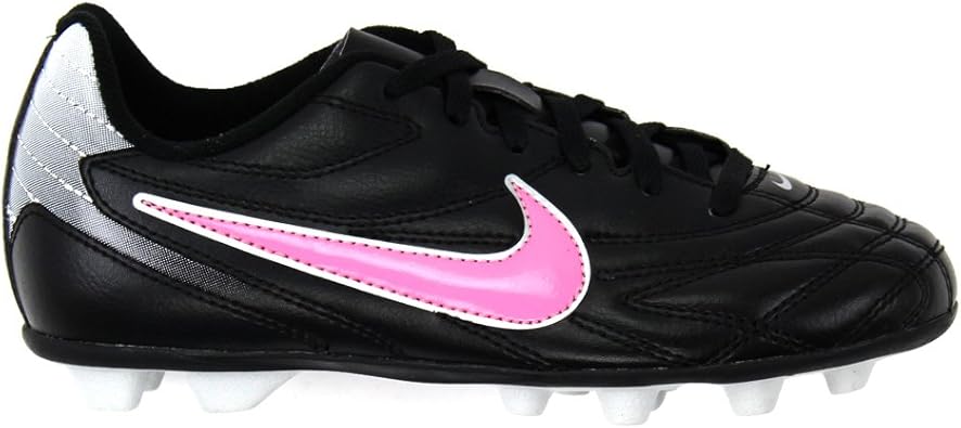 nike girls soccer shoes