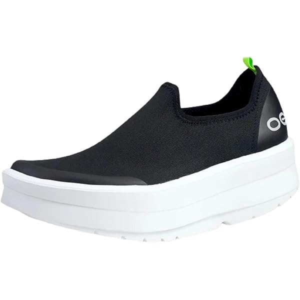 oofos スニーカー　OOMEGA CHUKKA 24cm Amazon.com | OOFOS OOMEGA Chukka White Black W5 | Ankle & Bootie