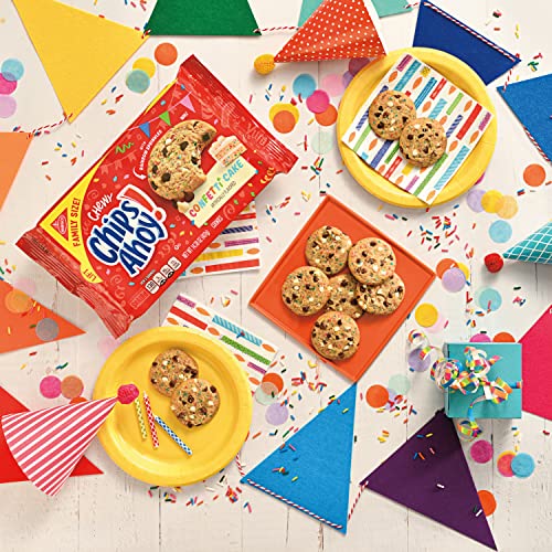 CHIPS AHOY! Chewy Confetti Cake Chocolate Chip Cookies With Rainbow