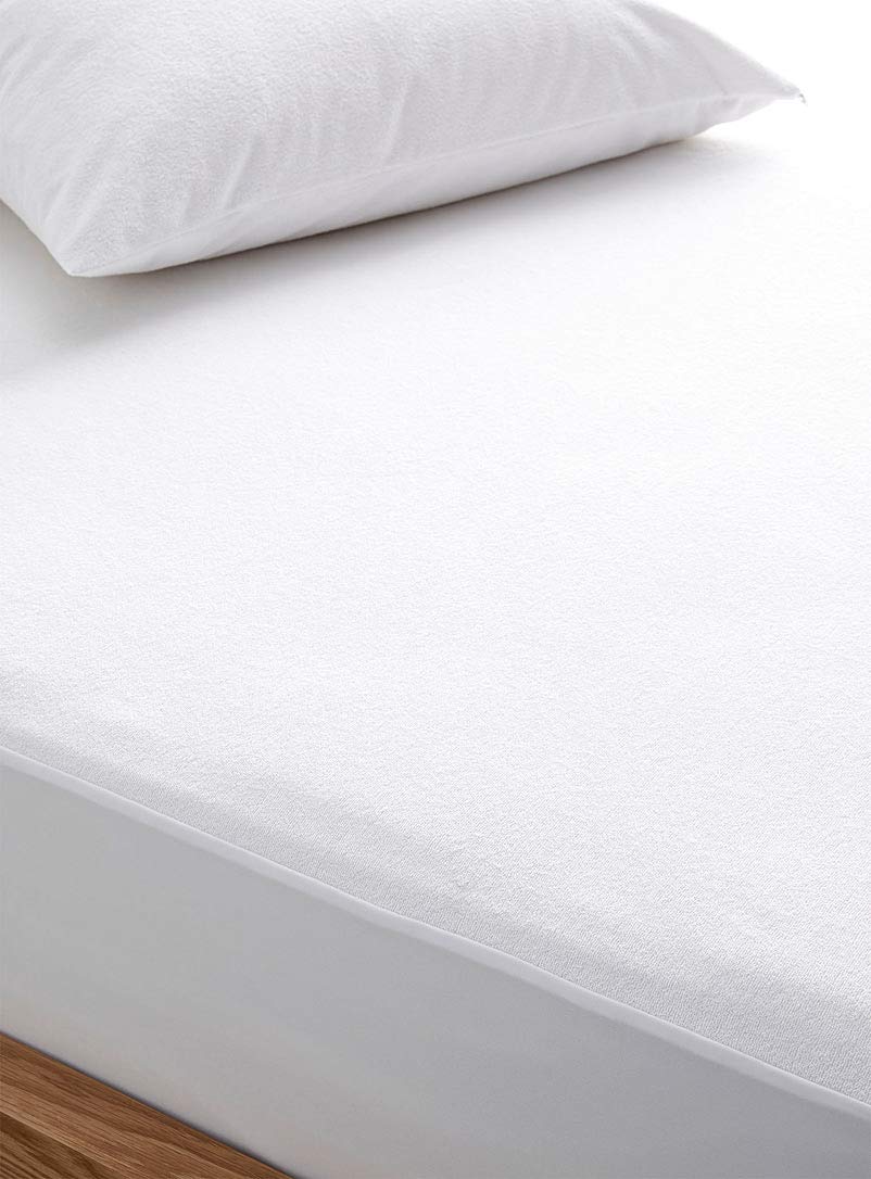 Comfortesy Waterproof Terry Towel Mattress Protector - 30cm Deep Mattress Protection Cover| Soft Non-Noisy Breathable Hypoallergenic | (Small Double (4FT))