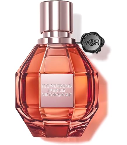 Amazon.com: Viktor&Rolf - Flowerbomb Eau de Parfum - Women's