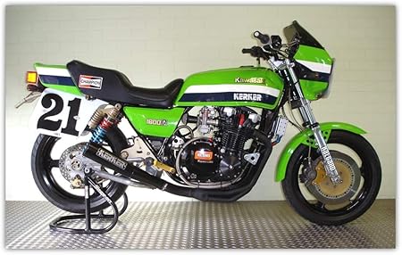 Amazon Co Jp 絵画風 壁紙ポスター はがせるシール式 カワサキ Kz1000s Z1000s1 ローソン 19年 スーパーバイク キャラクロ Kzs1 001w1 ワイド版 921mm 576mm 建築用壁紙 耐候性塗料 車 バイク