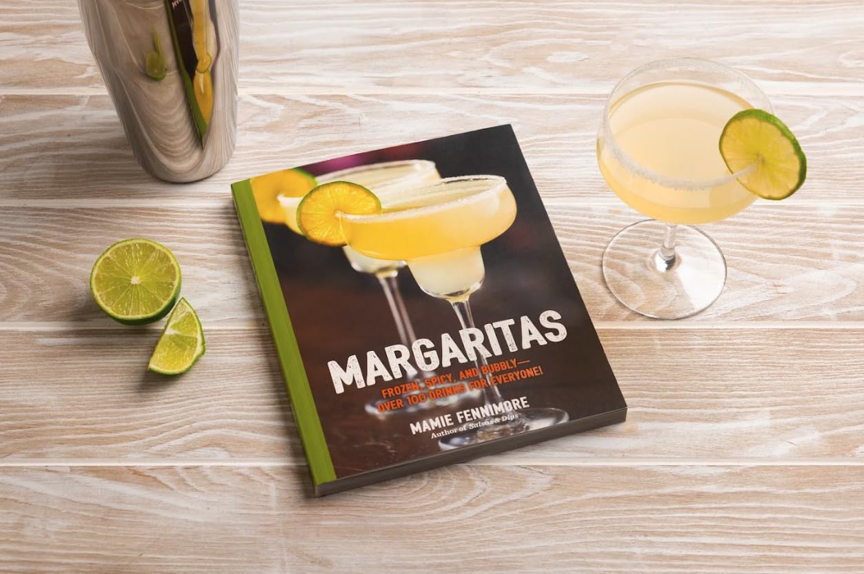 Margaritas: Frozen, Spicy, and Bubbly - Over 100 Drinks for Everyone! (Shake Up Your Margarita Game With Frozen, Neat, And On-the-Rocks Recipes) (The Art of Entertaining) Margaritas: Frozen, Spicy, and Bubbly - Over 100 Drinks for Everyone! (Shake Up Your Margarita Game With Frozen, Neat, And On-the-Rocks Recipes) (The Art of Entertaining) Paperback