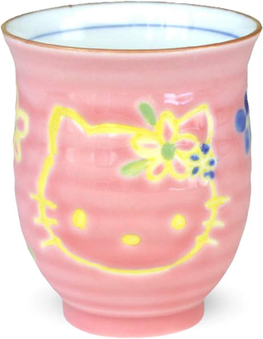 Akita ware Hello Kitty Pink Mini Cup (125cc)