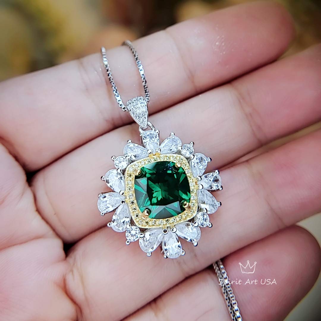 Large Square Emerald Necklace Luxury Diamond Halo Gold Square 7 CT 10 MM Green