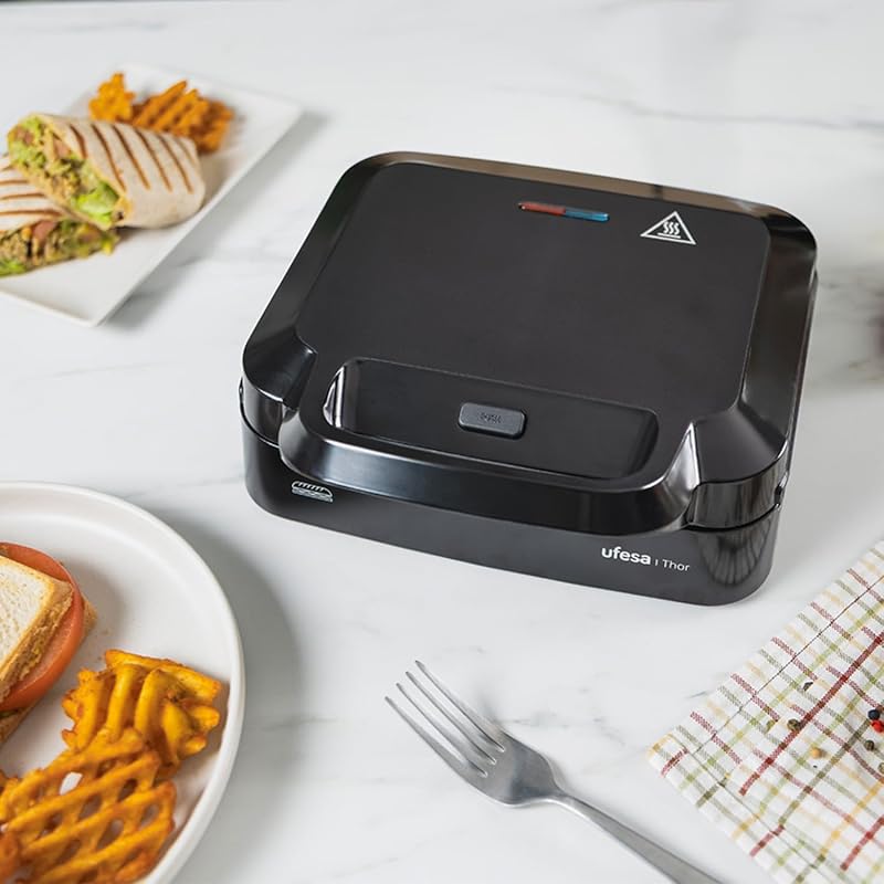 Máquina de sanduíches Thor compacta de 750W, placas de grelha antiaderentes, capacidade de 2 paninis, controlo automático de temperatura, armazenamento vertical, sem PFOA, cozinha saudável, sistema de armazenamento de cabos
