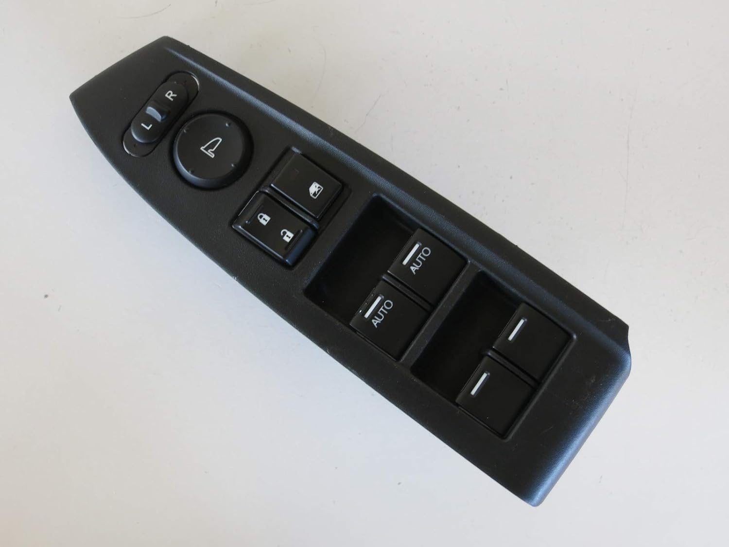 Genuine Honda (35750TP6A01) Power Window Master Switch Assembly