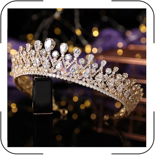 tiaraです フルール ド リス ティアラ、キュービック ジルコン