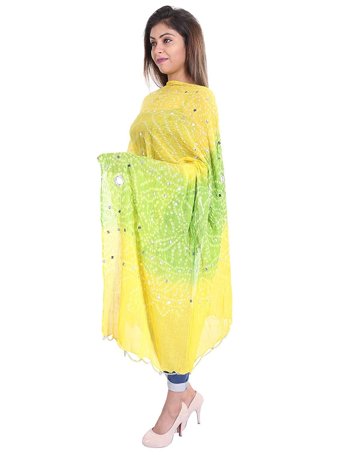 woman cotton bandhani dupatta with mirror work
