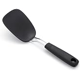 OXO Good Grips Nylon Flexible Turner | Flexible Nylon Head, Kitchen Essentials, Cooking Utensils, Baking, Heat Resistant 450 F, Non-Stick, Flipping