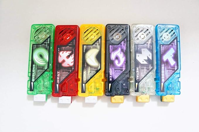 Amazon Co Jp Dxガイアメモリ 6種類セット サイクロンメモリ ヒートメモリ ルナメモリ ジョーカーメモリ メタルメモリ トリガーメモリ 発光 ホビー