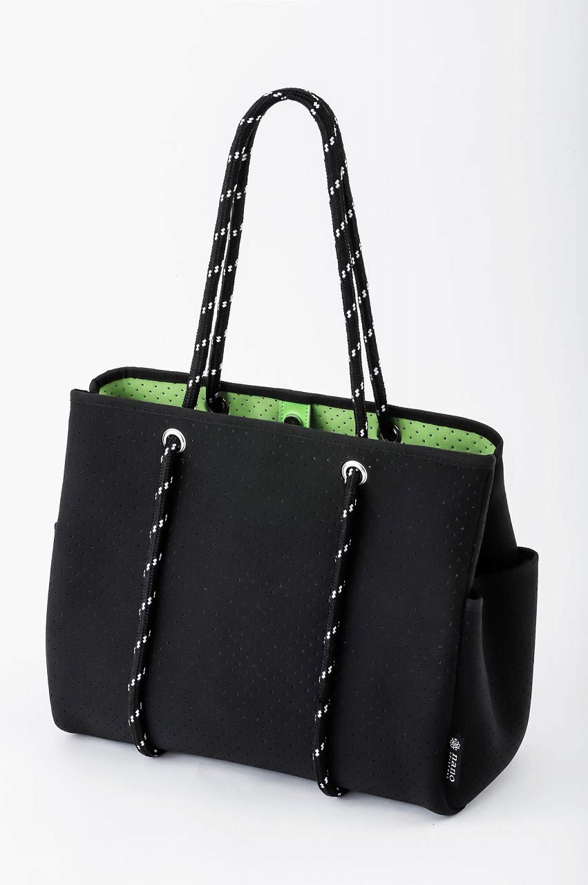 nano・universe 超軽量! BIG BAG BOOK：4/27発売【ムック本付録】ナノ・ユニバース(nano･universe)ウェットスーツ風素材のバッグ