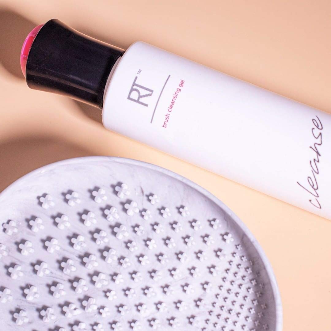 Real Techniques Brush Cleansing Gel, 5.1 Ounce (Packaging May Vary): Beauty