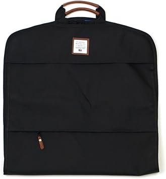 garment bag with shoe pocket