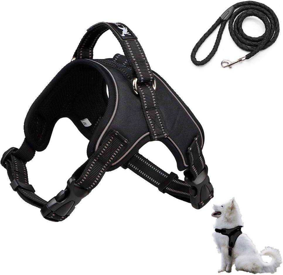 BeebeeRun No pull dog harness large Front Clip Vest Harness,Adjustable Pet Vest Harness with 3M Reflective Oxford Material Vest for Large and Medium Dogs for Outdoor Training and walking