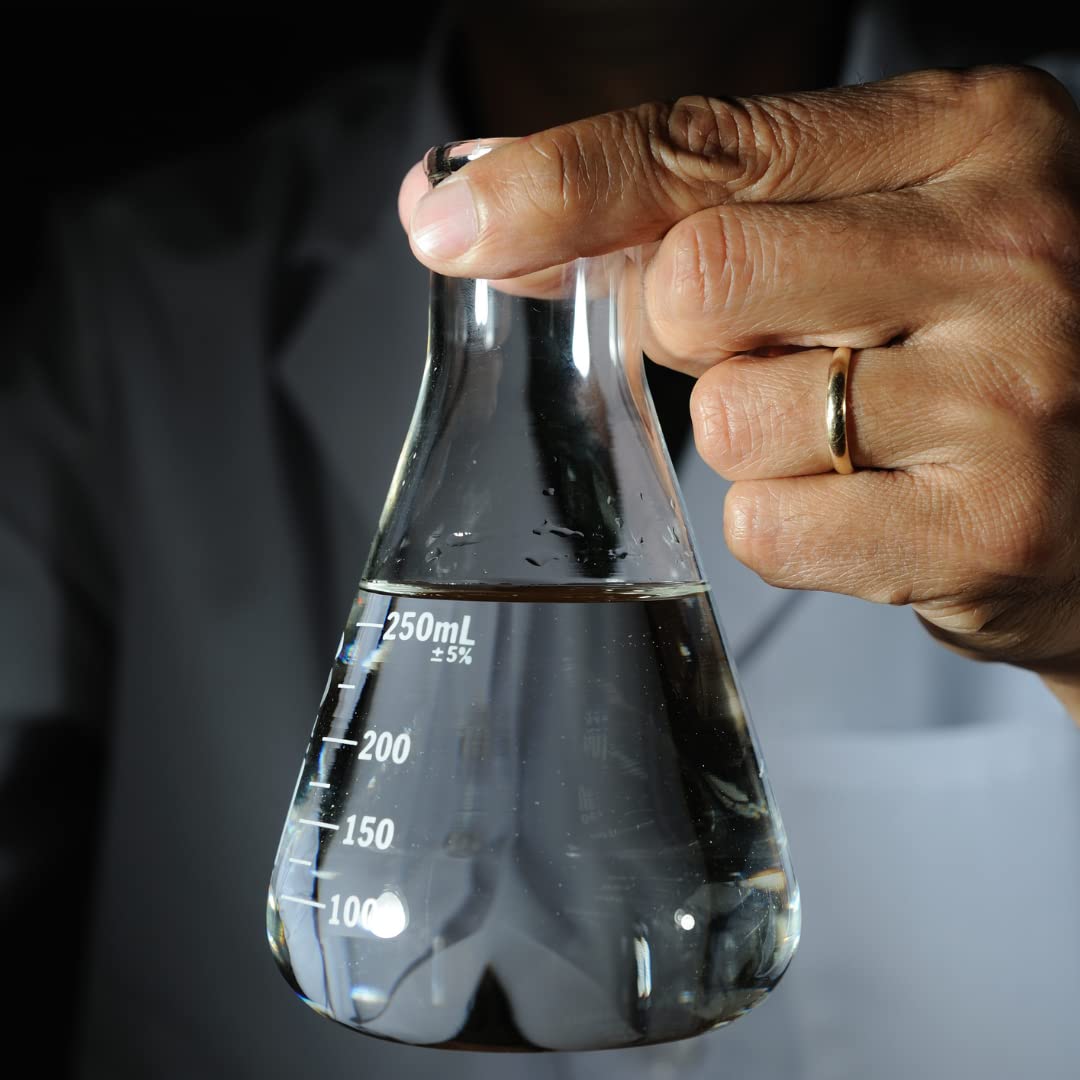 Optiphen Preservative 8 Oz - Ready to use Gentle, Oil Soluble Preservative - Paraben-Free - Formaldehyde Free