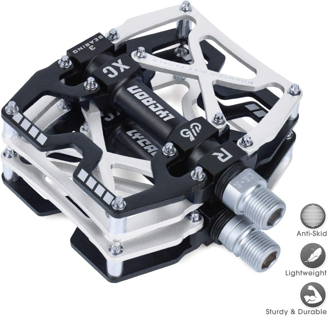 pedale metallico per bicicletta