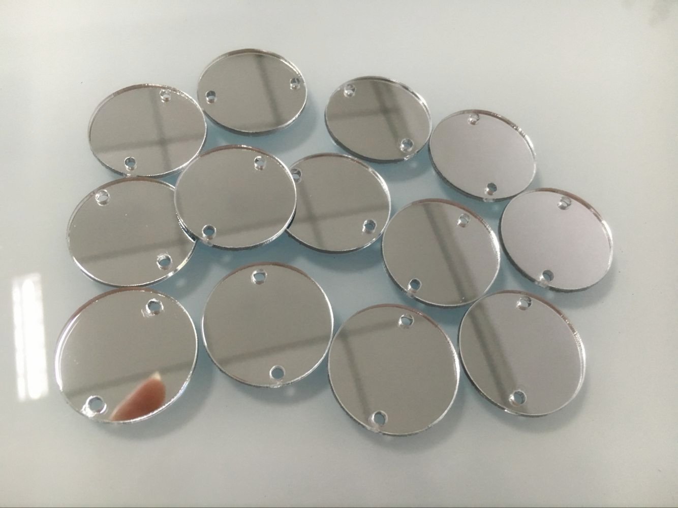 Sew On Round Mirror Beads, DIY Mirrored Rhinestones for Costume Evening Dresses Cloth Garment Decoration Accessory (Silver)