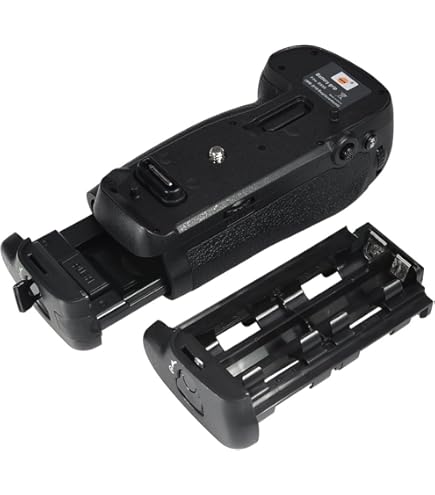 Amazon.com : DSTE Pro MB-D200 Vertical Battery Grip Compatible