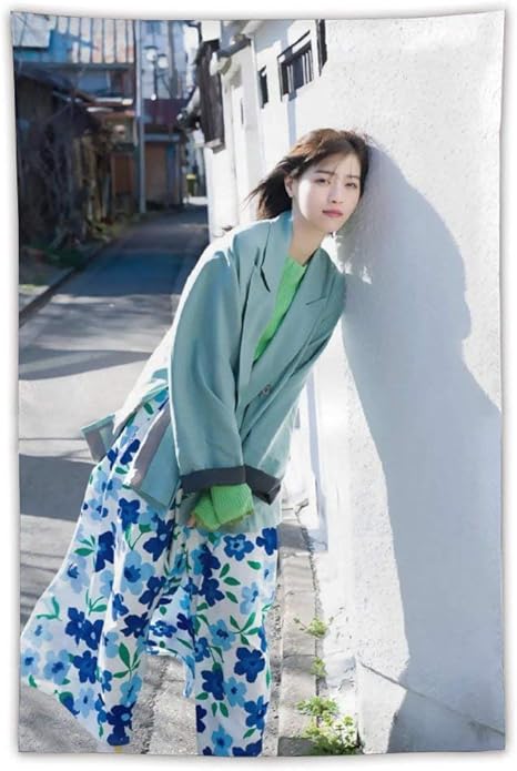 Amazon Co Jp 乃木坂46 西野七瀬タペストリー インテリア 壁掛け おしゃれ 室内装飾 多機能 寝室 カーテン おしゃれ 個性ギフト 新築祝い 結婚祝い プレゼント ウォール アート 60in 40in ホーム キッチン